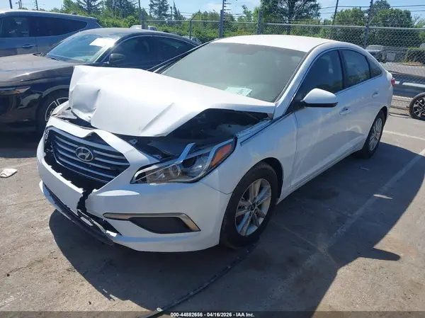 5NPE24AF3GH336605 2016 HYUNDAI SONATA - Image 2