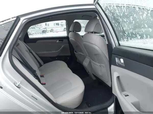 5NPE24AF3GH337754 2016 HYUNDAI SONATA - Image 8