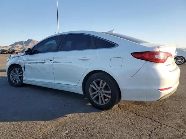 5NPE24AF3GH339150 2016 HYUNDAI SONATA - Image 2