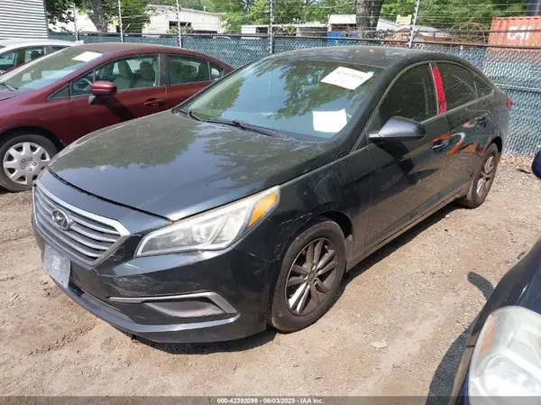 5NPE24AF3GH342789 2016 HYUNDAI SONATA - Image 2