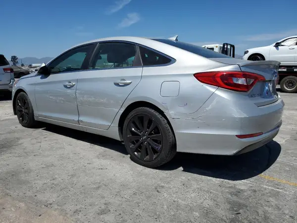 5NPE24AF3GH346017 2016 HYUNDAI SONATA - Image 2