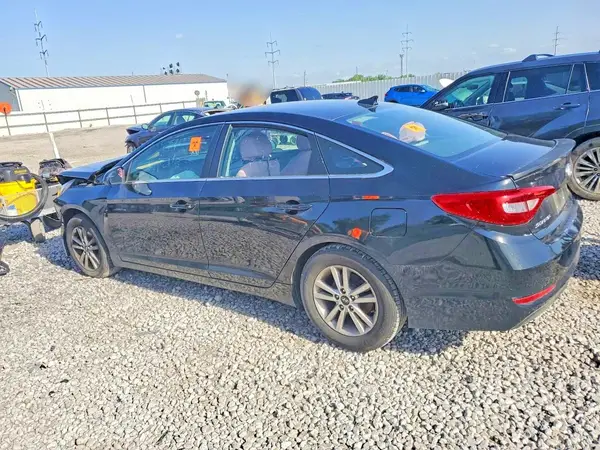 5NPE24AF3GH347605 2016 HYUNDAI SONATA - Image 2