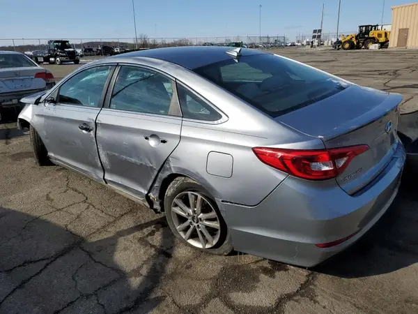5NPE24AF3GH353873 2016 HYUNDAI SONATA - Image 2