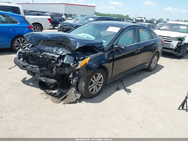 5NPE24AF3GH359219 2016 HYUNDAI SONATA - Image 2