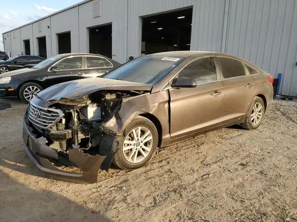 5NPE24AF3GH360449 2016 HYUNDAI SONATA - Image 1