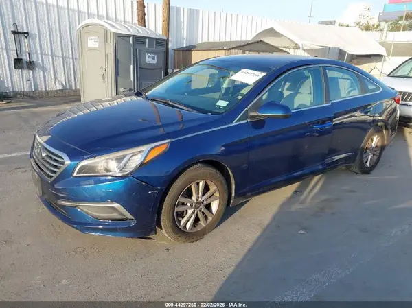 5NPE24AF3GH364260 2016 HYUNDAI SONATA - Image 2