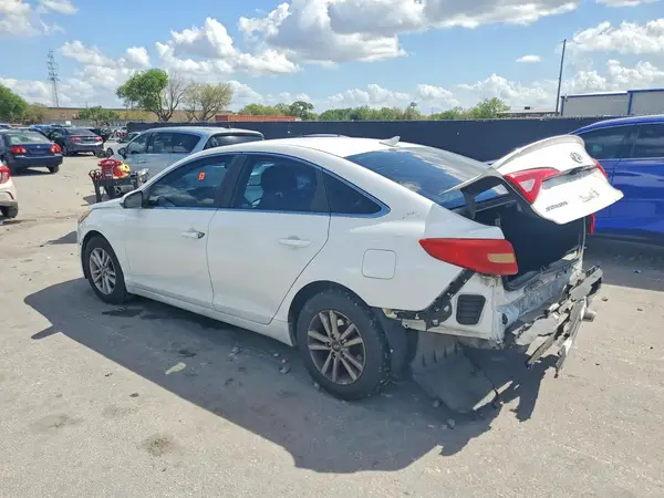 5NPE24AF3GH364615 2016 HYUNDAI SONATA - Image 2