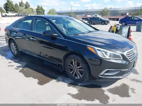 5NPE24AF3GH366400 2016 HYUNDAI SONATA - Image 1