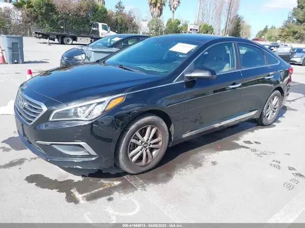 5NPE24AF3GH366400 2016 HYUNDAI SONATA - Image 2