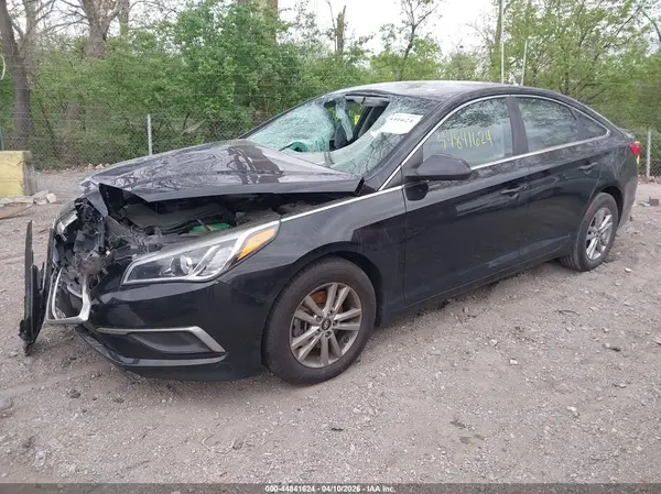 5NPE24AF3GH366591 2016 HYUNDAI SONATA - Image 2