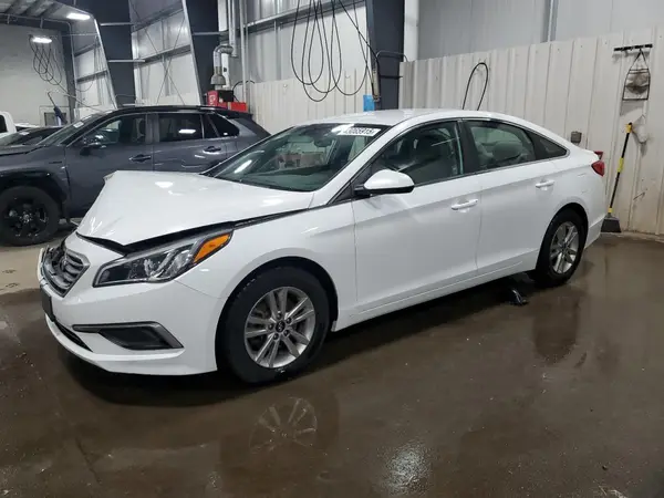 5NPE24AF3GH367885 2016 HYUNDAI SONATA - Image 1