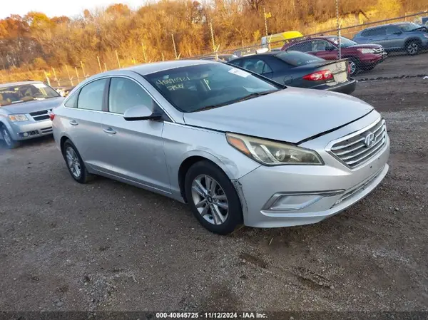 5NPE24AF3GH369524 2016 HYUNDAI SONATA - Image 1