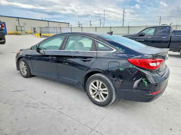 5NPE24AF3GH375758 2016 HYUNDAI SONATA - Image 2