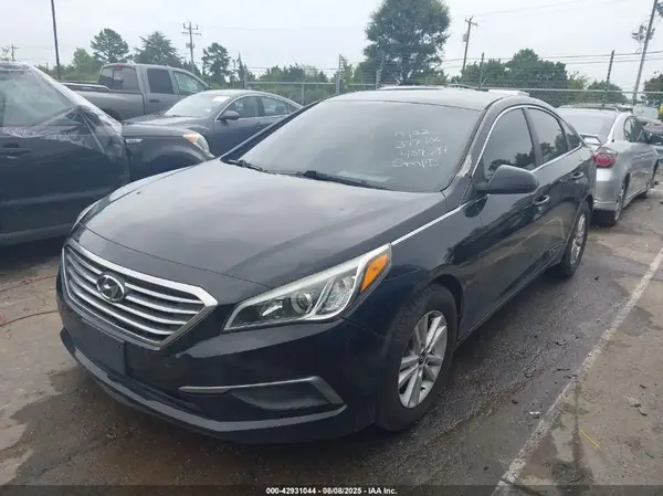 5NPE24AF3GH377106 2016 HYUNDAI SONATA - Image 2