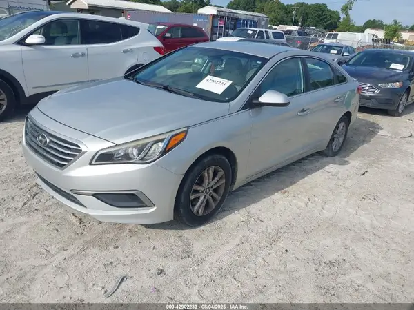 5NPE24AF3GH378319 2016 HYUNDAI SONATA - Image 2