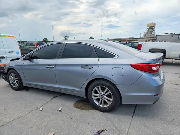 5NPE24AF3GH378708 2016 HYUNDAI SONATA - Image 2