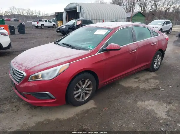 5NPE24AF3GH380538 2016 HYUNDAI SONATA - Image 2