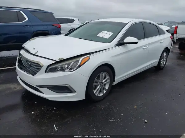 5NPE24AF3GH382788 2016 HYUNDAI SONATA - Image 2