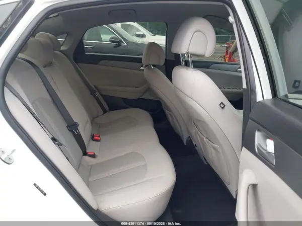 5NPE24AF3GH382788 2016 HYUNDAI SONATA - Image 8