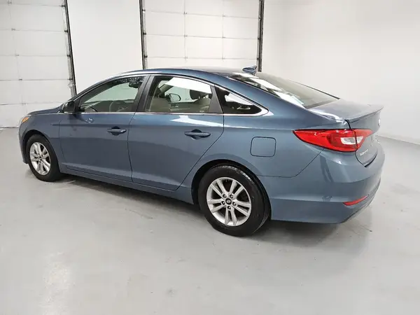 5NPE24AF3GH383004 2016 HYUNDAI SONATA - Image 2