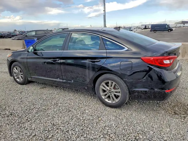 5NPE24AF3GH386243 2016 HYUNDAI SONATA - Image 2