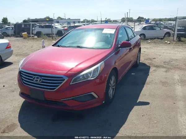5NPE24AF3GH393659 2016 HYUNDAI SONATA - Image 2