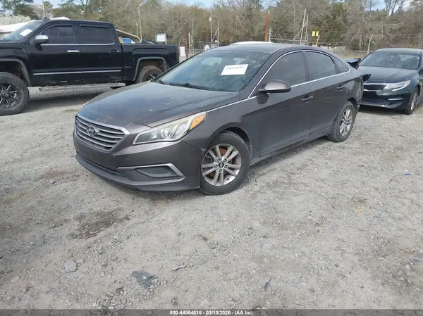 5NPE24AF3GH395315 2016 HYUNDAI SONATA - Image 2