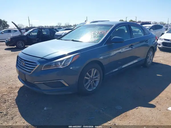 5NPE24AF3GH396304 2016 HYUNDAI SONATA - Image 2