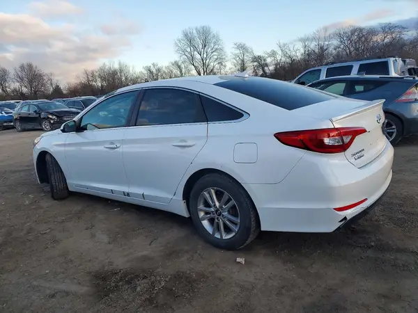 5NPE24AF3GH397551 2016 HYUNDAI SONATA - Image 2