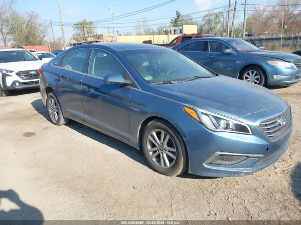 5NPE24AF3GH400593 2016 HYUNDAI SONATA - Image 1