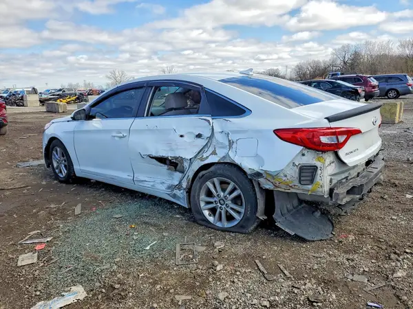 5NPE24AF3GH404031 2016 HYUNDAI SONATA - Image 2