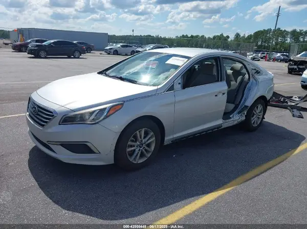 5NPE24AF3GH404448 2016 HYUNDAI SONATA - Image 2