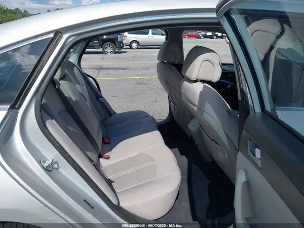 5NPE24AF3GH404448 2016 HYUNDAI SONATA - Image 8