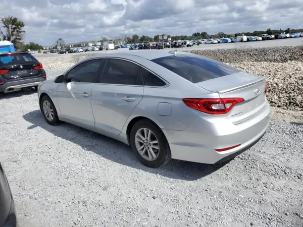 5NPE24AF3GH407446 2016 HYUNDAI SONATA - Image 2