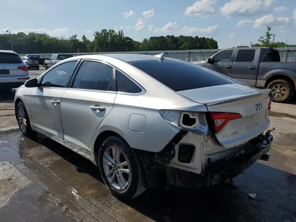 5NPE24AF3GH407463 2016 HYUNDAI SONATA - Image 2