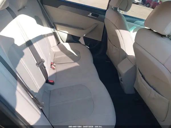 5NPE24AF3GH407981 2016 HYUNDAI SONATA - Image 8