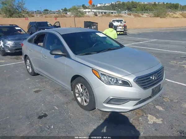 5NPE24AF3GH408046 2016 HYUNDAI SONATA - Image 1
