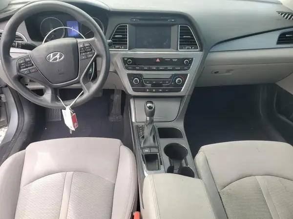5NPE24AF3GH409455 2016 HYUNDAI SONATA - Image 8