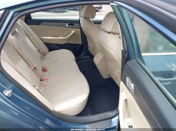 5NPE24AF3GH409505 2016 HYUNDAI SONATA - Image 8