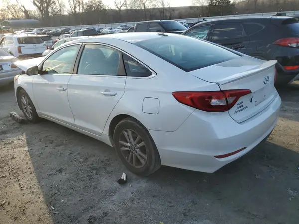 5NPE24AF3GH412761 2016 HYUNDAI SONATA - Image 2