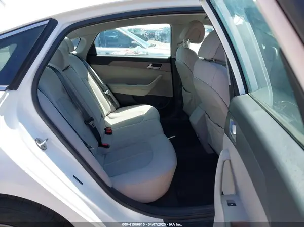 5NPE24AF3GH418933 2016 HYUNDAI SONATA - Image 8