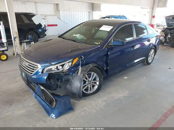 5NPE24AF3GH419712 2016 HYUNDAI SONATA - Image 2