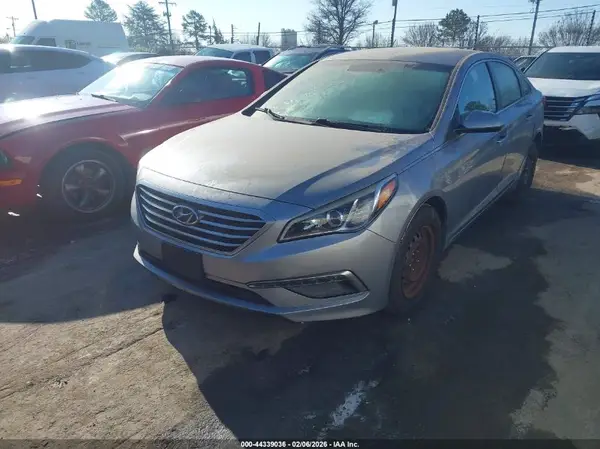 5NPE24AF3HH356270 2017 HYUNDAI SONATA - Image 2