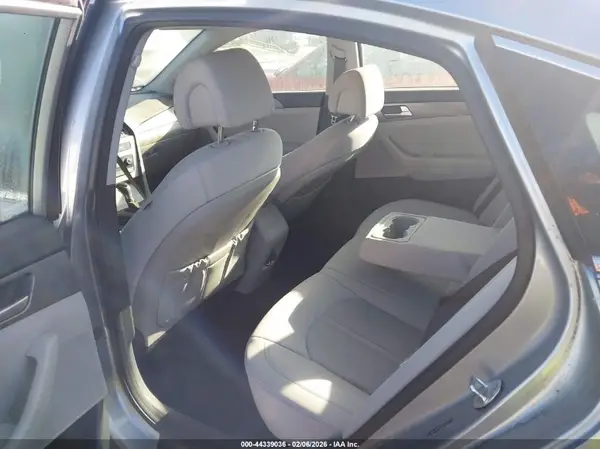 5NPE24AF3HH356270 2017 HYUNDAI SONATA - Image 8