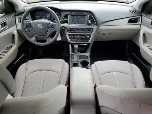 5NPE24AF3HH440027 2017 HYUNDAI SONATA - Image 8