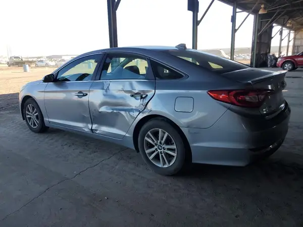 5NPE24AF3HH440173 2017 HYUNDAI SONATA - Image 2