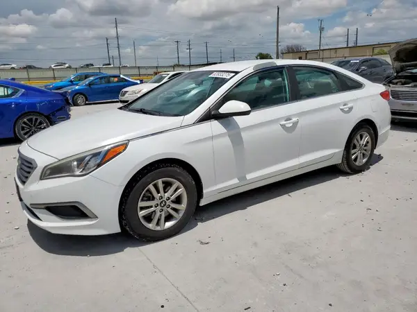 5NPE24AF3HH443882 2017 HYUNDAI SONATA - Image 1