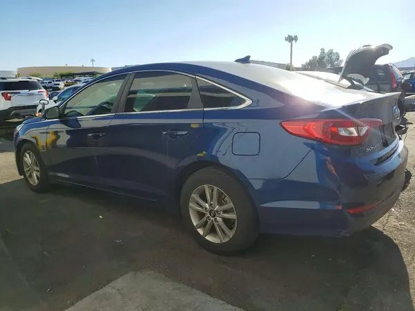 5NPE24AF3HH444563 2017 HYUNDAI SONATA - Image 2