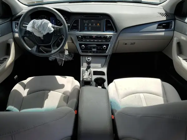 5NPE24AF3HH450525 2017 HYUNDAI SONATA - Image 8