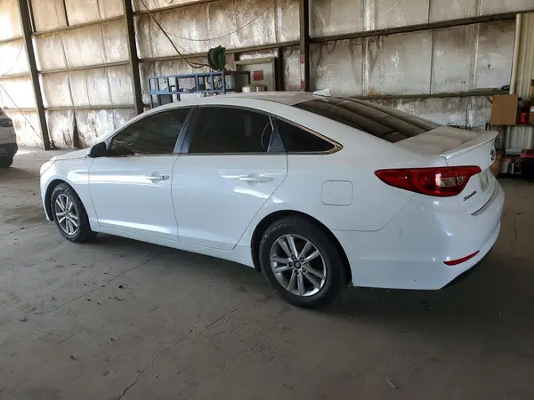 5NPE24AF3HH451948 2017 HYUNDAI SONATA - Image 2